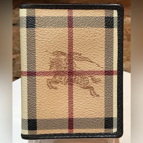 Burberry Nova Check Card/ID Holder 😍❤️ - Picture 1 of 17